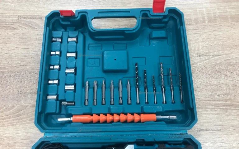 Аккумуляторная дрель-шуруповерт Makita 100N.M репл