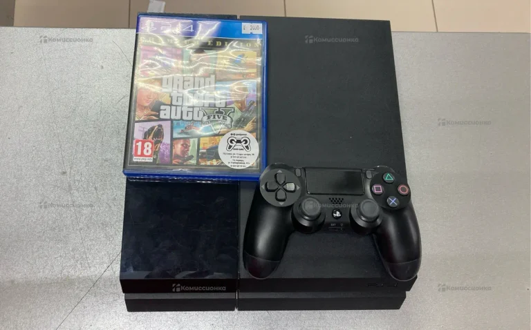 Приставка Sony PlayStation 4 Fat 500 GB