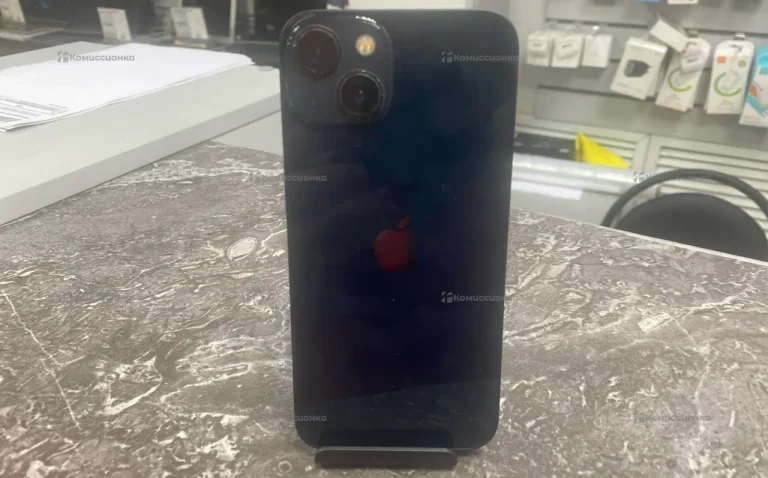 Apple iPhone 13 4/128 ГБ
