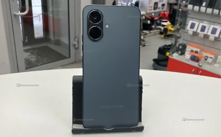 Tecno Spark Go 2 3/64 ГБ