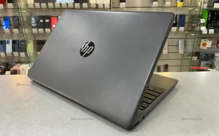 Ноутбук HP 255 G8