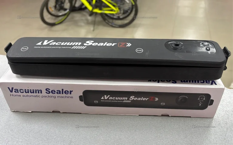 Вакуумный упаковщик Vacuum Sealer