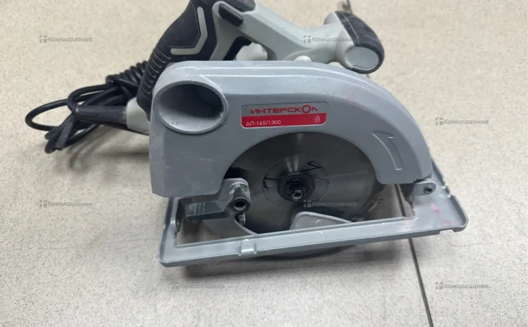 Дисковая пила Интерскол ДП-165/1300
