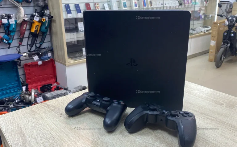 Приставка PS4. Slim 1ТБ