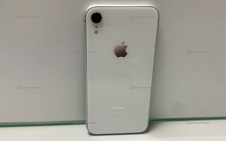 Apple iPhone XR 3/64 ГБ