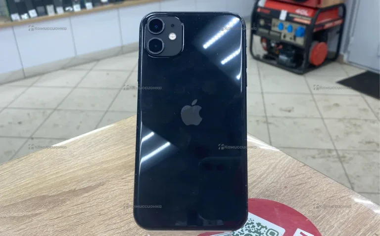Apple iPhone 11 4/64 ГБ