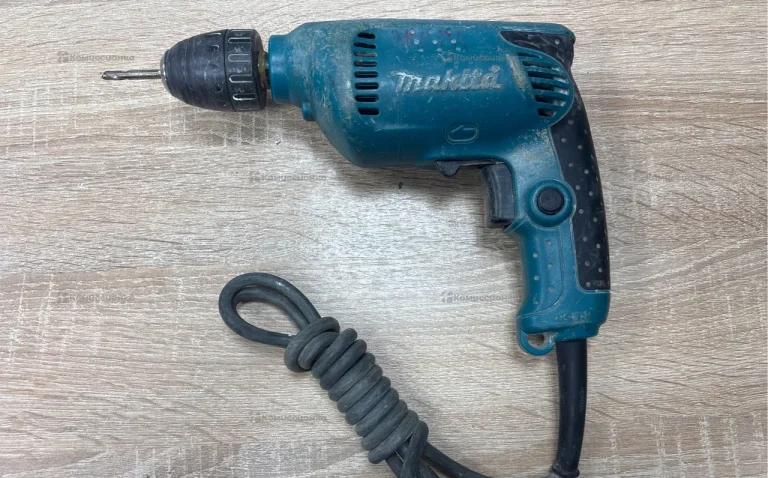 Дрель Makita 6413