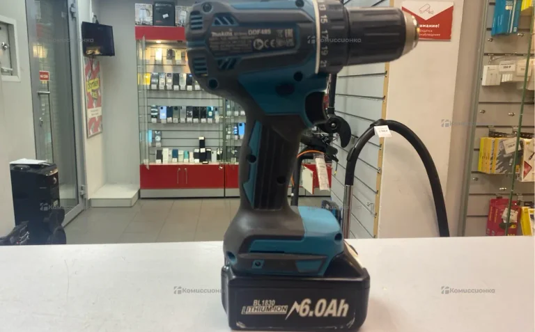 Шуруповерт makita DDf485