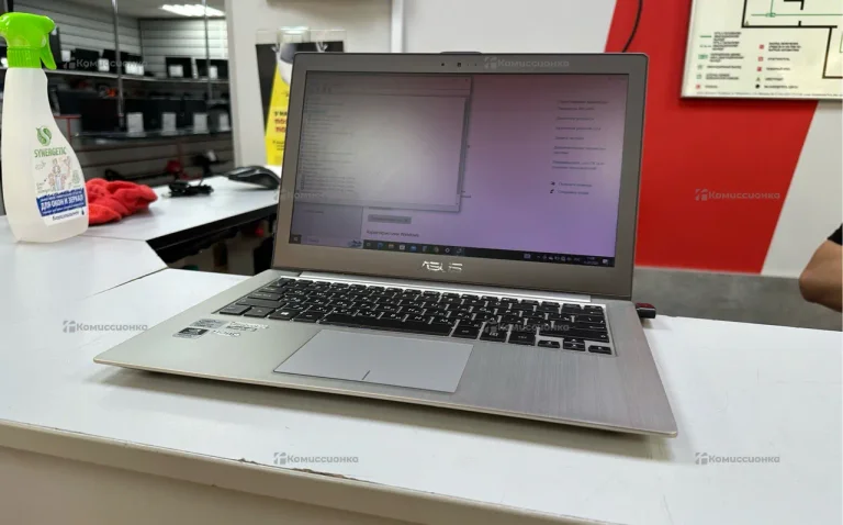 Ноутбук  asus