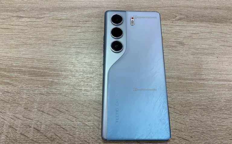 Tecno Camon 40 8/256 ГБ