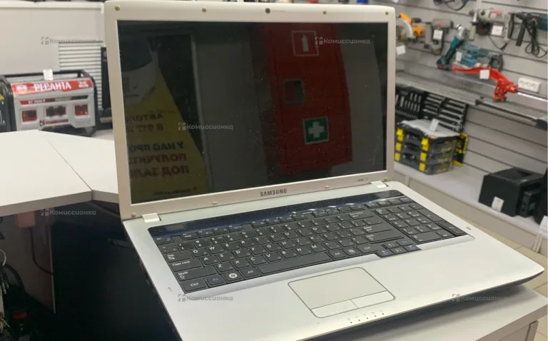 Ноутбук Samsung