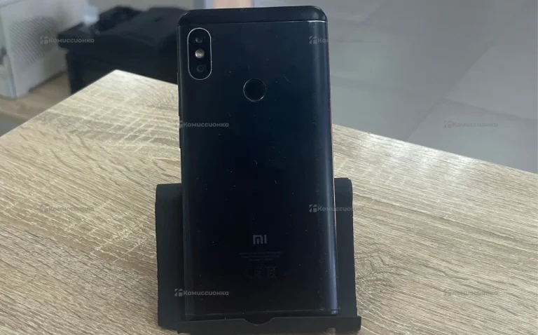 Xiaomi Redmi 5 Plus (Redmi Note 5) 3/64 ГБ