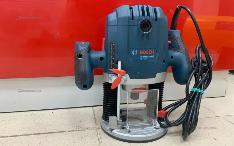 Вертикальный фрезер BOSCH GOF 130