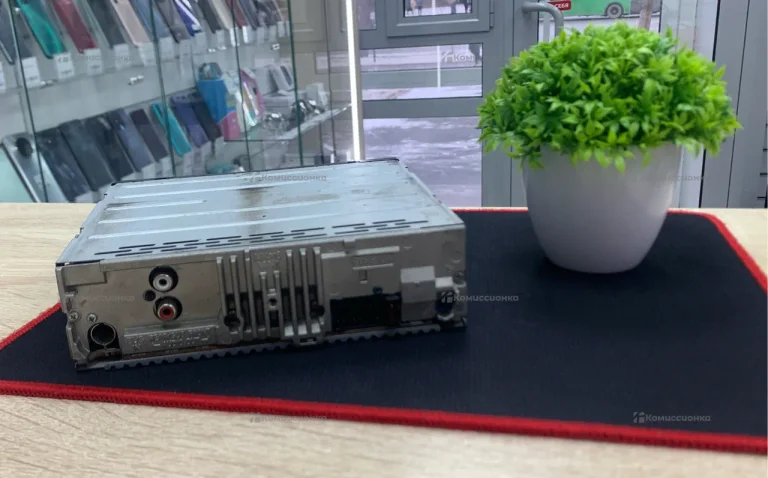 Автомагнитола  Soni  CDX-GT470UM