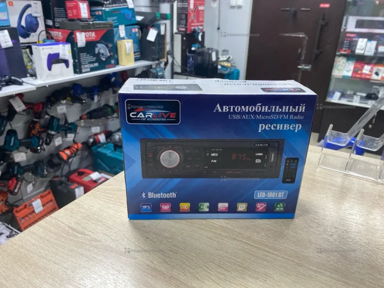 Автомагнитола  CarLive