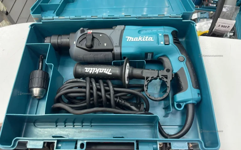Перфоратор Makita HR2470 2020г