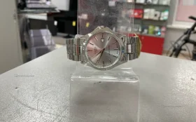 Часы  Casio quartz