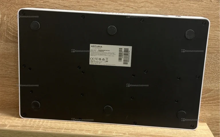 Миди Клавиатура MINILAB 3 ARTURIA