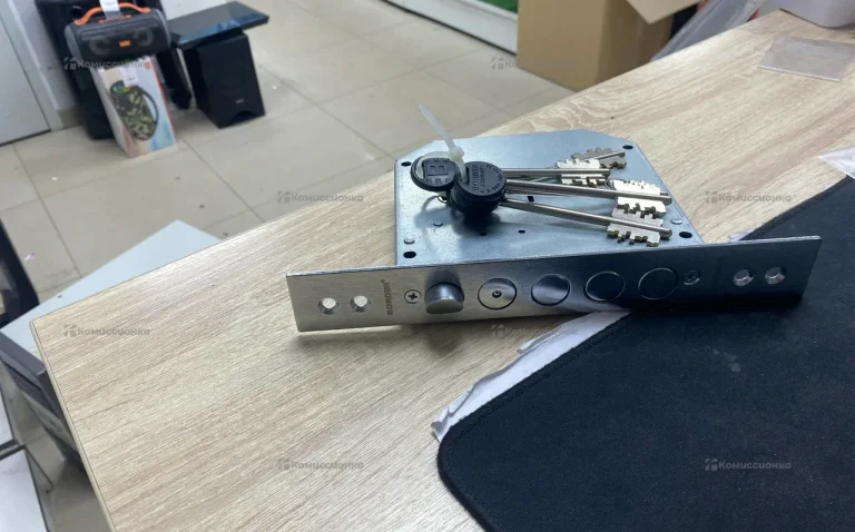 Вырезной замок border K 9-6