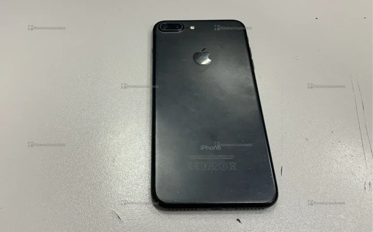 Apple iPhone 7 Plus 3/128 ГБ