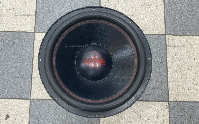 Сабвуфер  GORILLA BASS 15