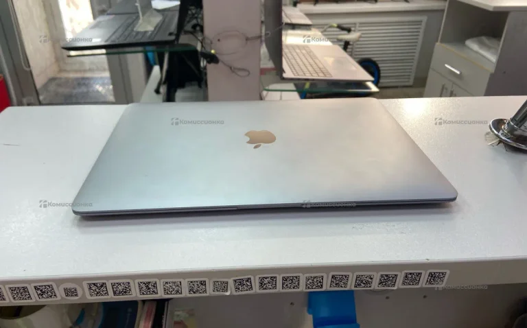 MacBook Air M1