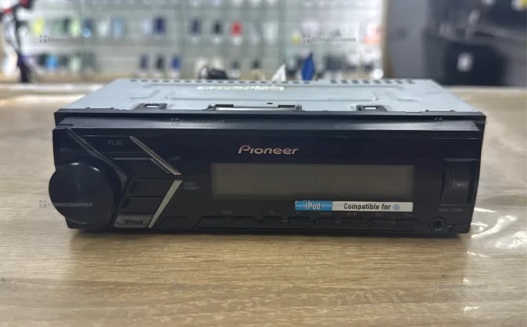 Автомагнитола Pioneer MVH-S100Ui