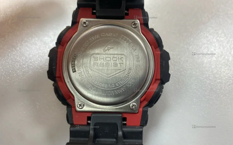 Часы  Casio G-Shock GA-700