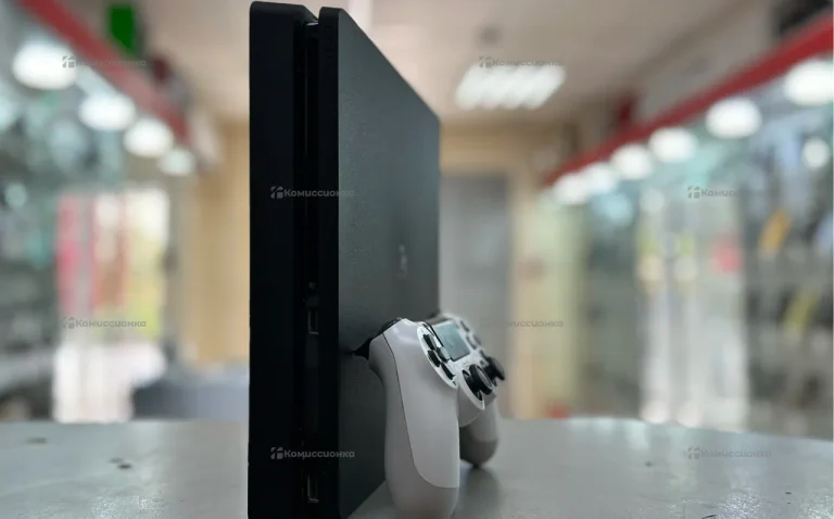 Приставка PS. PS4 Slim 500gb