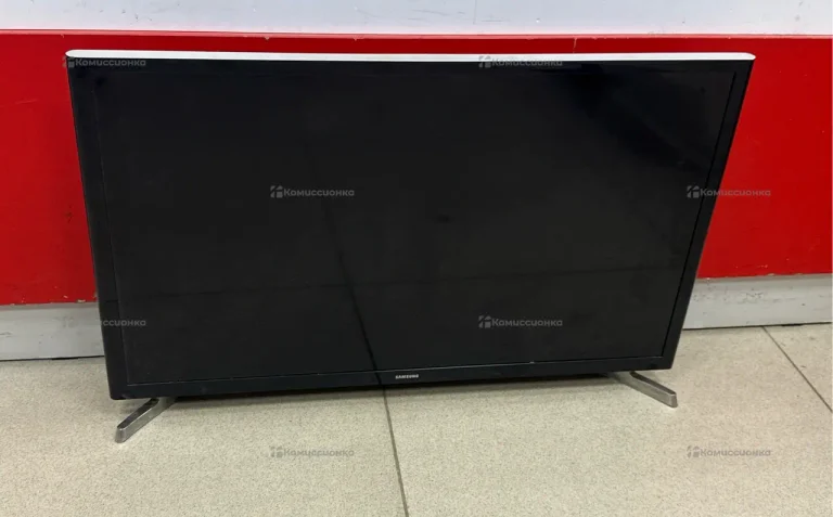 Телевизор Samsung UE32J4500AK