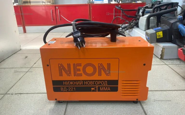 Сварочный аппарат NEON ВД 221 новый