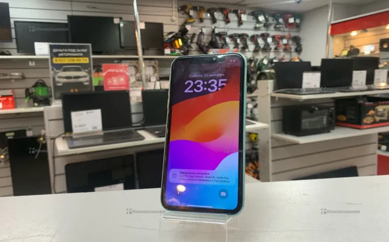 Apple iPhone 11 4/64 ГБ