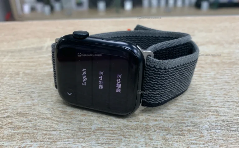 Часы  Apple Watch Series 8 45mm