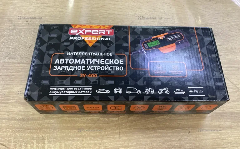 Автомобильное зарядное устройство Expert ЗУ-400