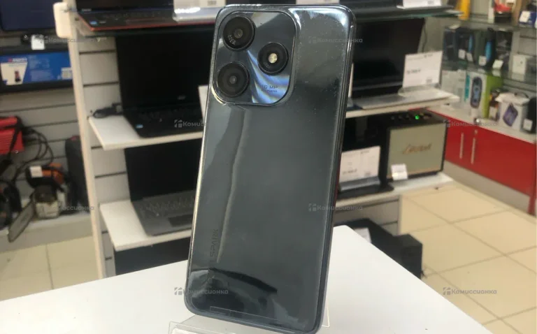 Tecno Spark 10C 4/64 ГБ