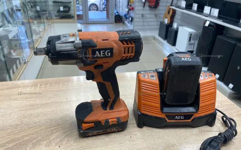 Аккумуляторный ударный гайковерт AEG BSS 18C12ZB