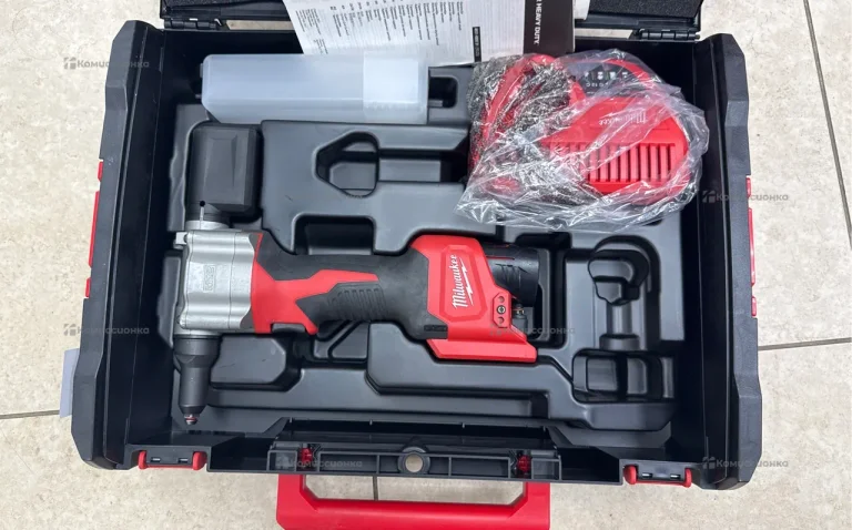 аккумуляторный заклепочник Milwaukee M12 BPRT