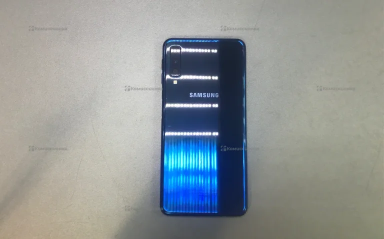Samsung Galaxy A7 (2018) 4/64Gb