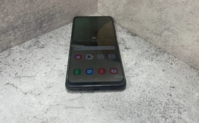 Samsung Galaxy A12 3/64 ГБ