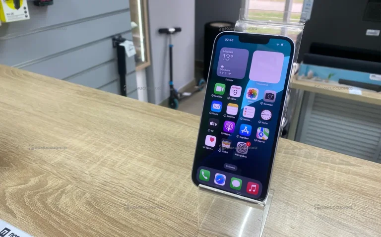 Apple iPhone 14 6/128 ГБ