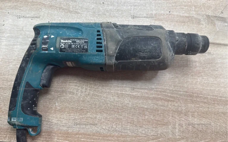 Перфоратор makita HR2470