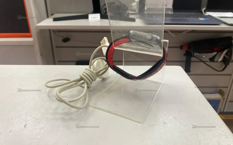 Часы Apple Watch 3 38mm