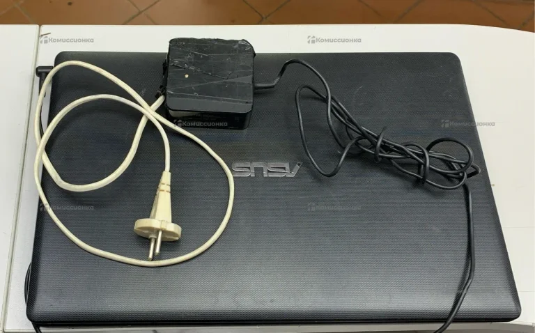 Ноутбук ASUS X552C