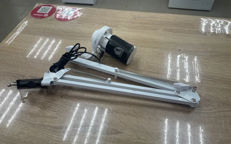 Микрофон Sades Tyto me6s