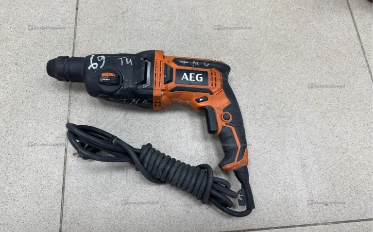 Перфоратор AEG KH 24 IE