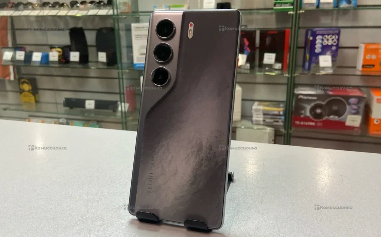 Tecno Camon 40 8/256 ГБ