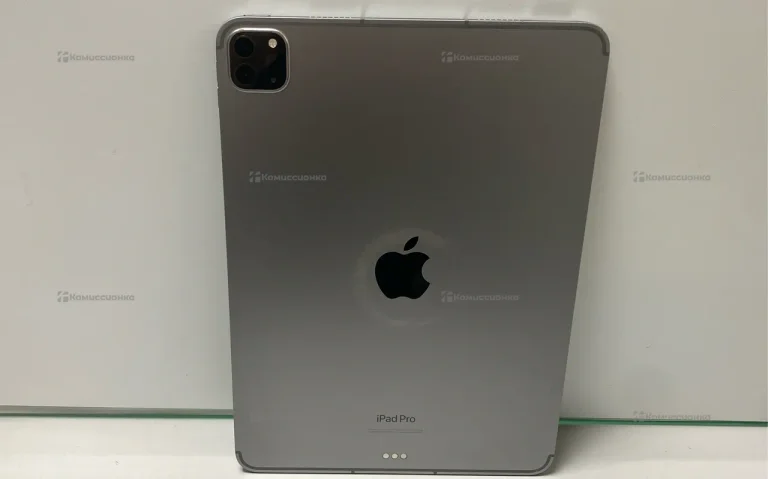 Планшет Apple iPad Pro 11 (2022) 128 ГБ Wi-Fi