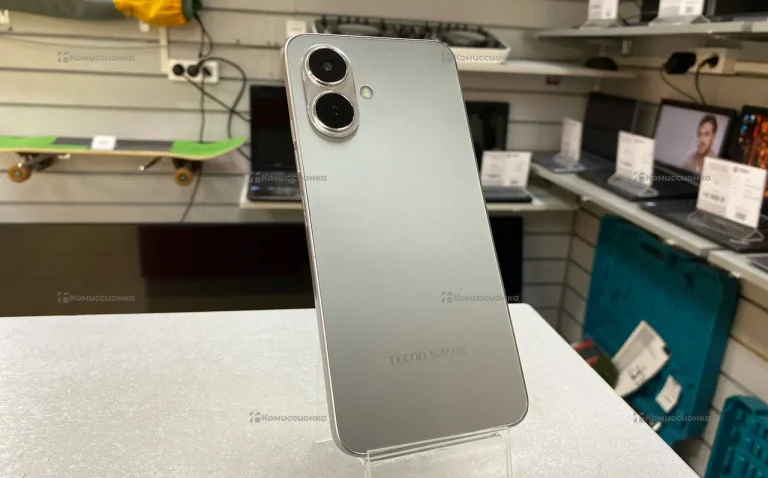Tecno Spark Go 2 4/128 Гб