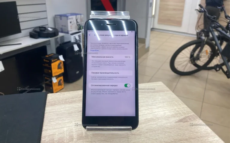 Apple iPhone 8 Plus 64 ГБ