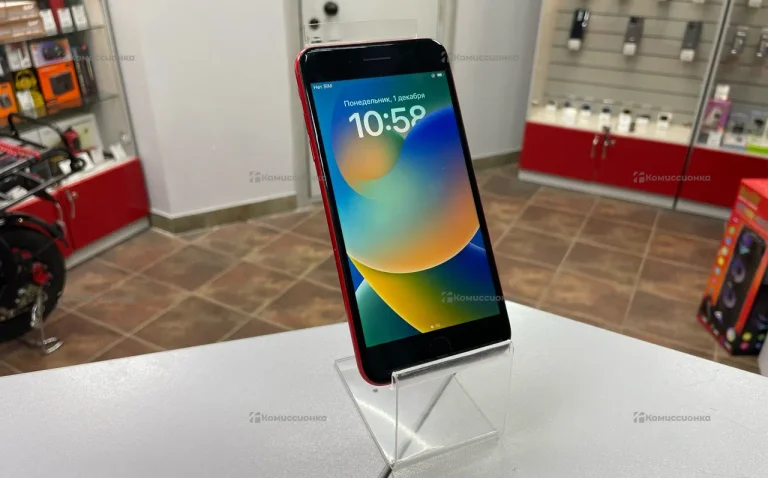 Apple iPhone 8 Plus 3/64 ГБ